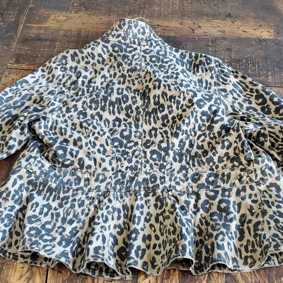 Leopard print Jacket - Picture 2 of 3